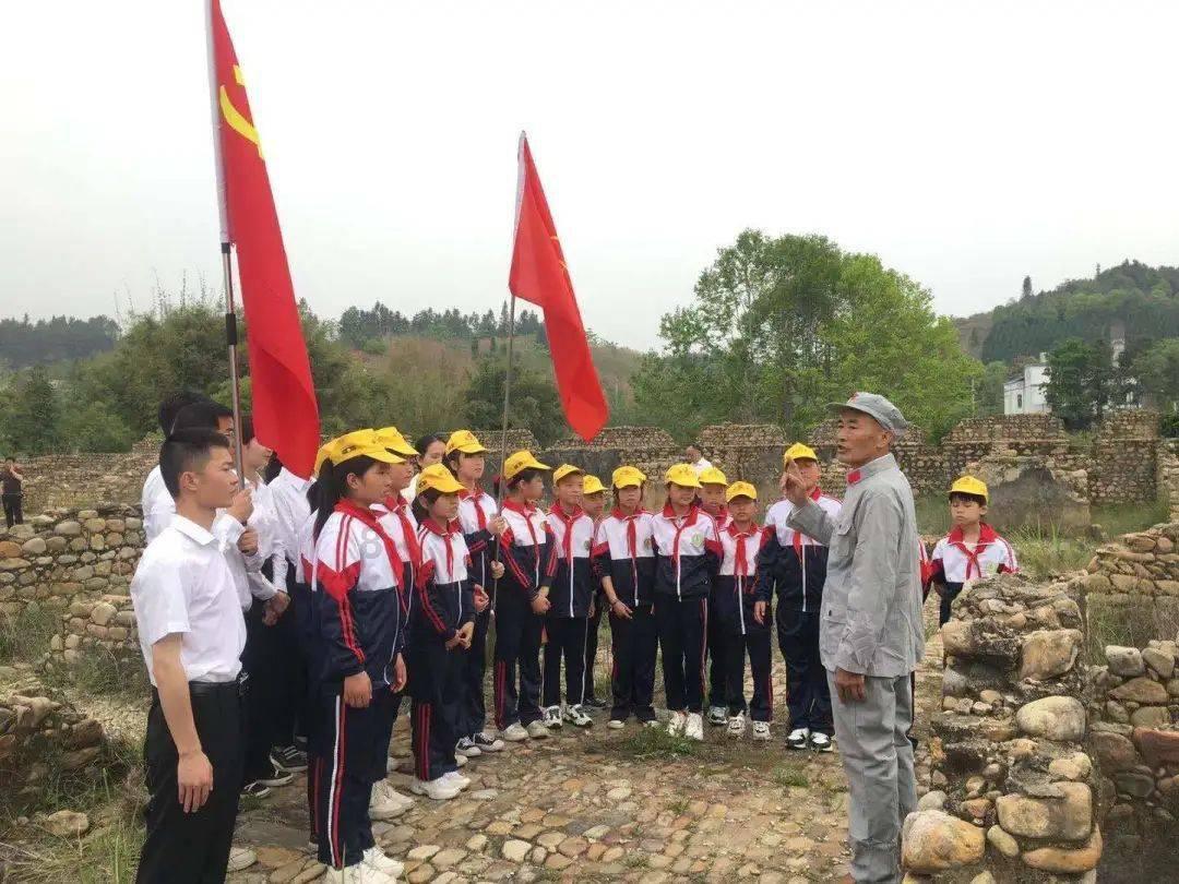 发现新鲜事!关注长三角铁路国庆黄金周运输收官,发送旅客近1900万人次,这说明啥?话题,尽在长三角铁路国庆黄金周运输收官,发送旅客近1900万人次,这说明啥?红迪网平台