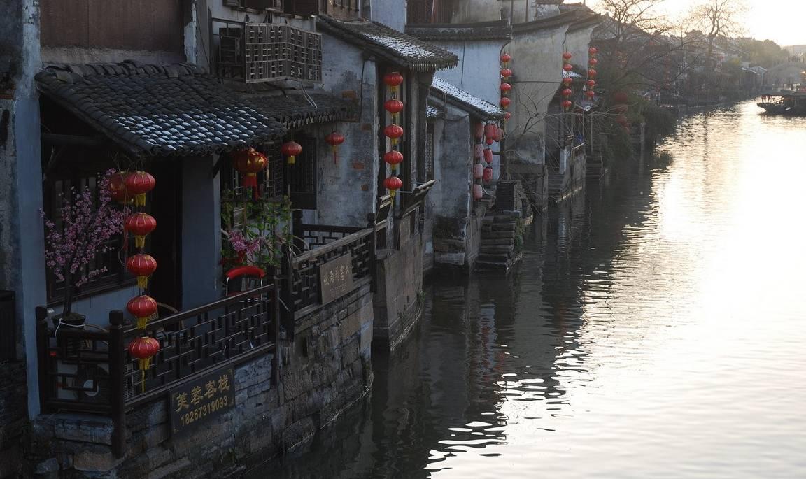 小白楼地铁站到屿东城地铁站怎么走